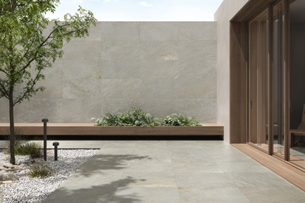 Villeroy & Boch Montagne Terrassenplatte Steinoptik silver warm matt 80x80x2 cm